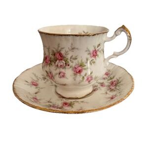 Paragon Victoriana Rose England Bone China Tea Cup & Saucer W/Gold Trim Vintage
